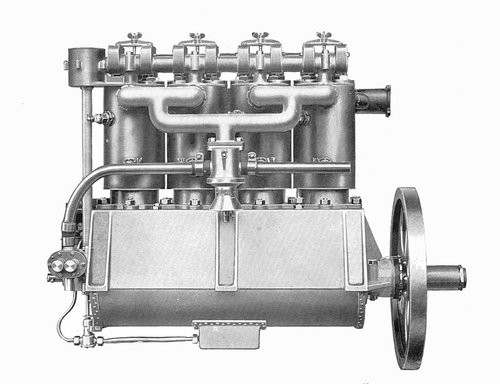 Green D.4 inline 4cylinder water cooling engine.jpg