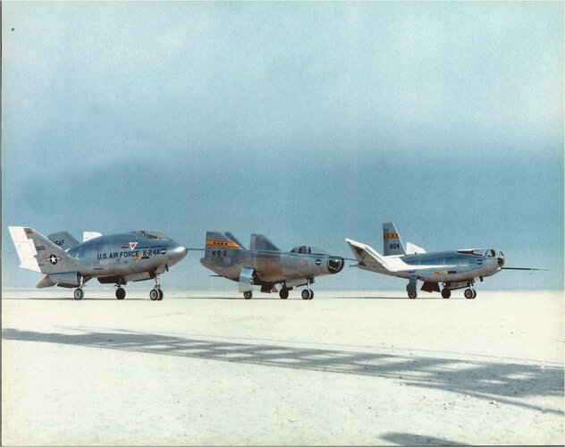 X-24 A - M2F2 - HL-10 (1).jpg