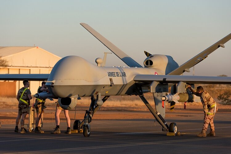 French_Air_Force_Reaper_drones_test_laser-guided_bombs.jpg