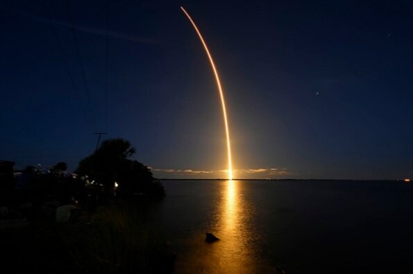 Inspiration_4_civilian_crew_SpaceX_Reuters.jpg