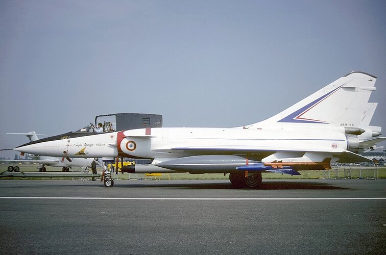 Dassault_Mirage_4000_France_-_Air_Force_AN1789074.jpg