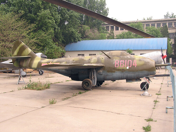 PLAAF MiG-9 at Beijing military institute (2004).jpg