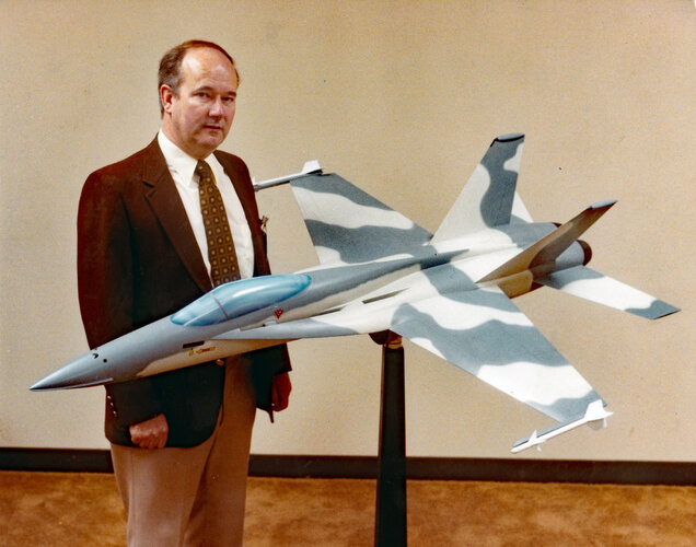 F-18 mockup 1985.jpg