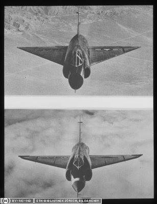 YF-102 & YF-102A.jpg