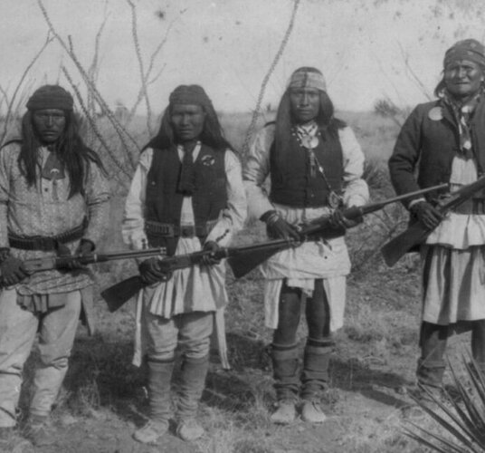 lossy-page1-1280px-Geronimo_son_and_two_picked_braves._Man_with_long_rifle_Geronimo_LCCN201665...jpg