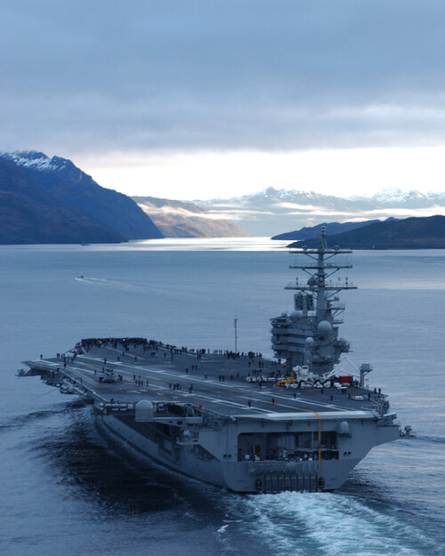 CVN-76 in Straits of Magellan 1.jpg