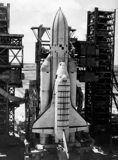 Buran test article OK-MT and Energia test article at pad.jpg