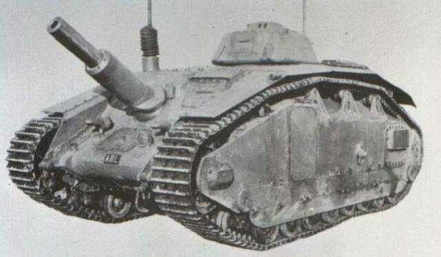 ARL 40 V939 canon automoteur 75mm L32 proto artillerie d'accompagnement divisions cuirassées A...jpg