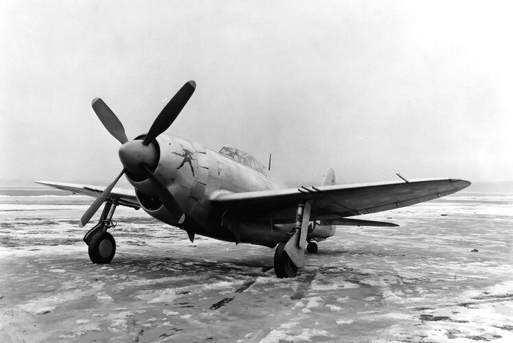 republic-xp-47j-front-left.jpg