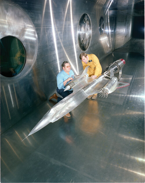 yf-12-aircraft-model-in-the-10x10-foot-wind-tunnel-66b126.jpg