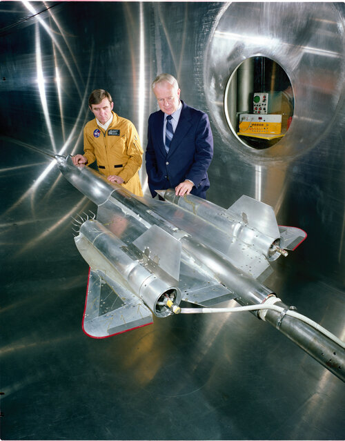 yf-12-aircraft-model-in-the-10x10-foot-wind-tunnel-c06018.jpg