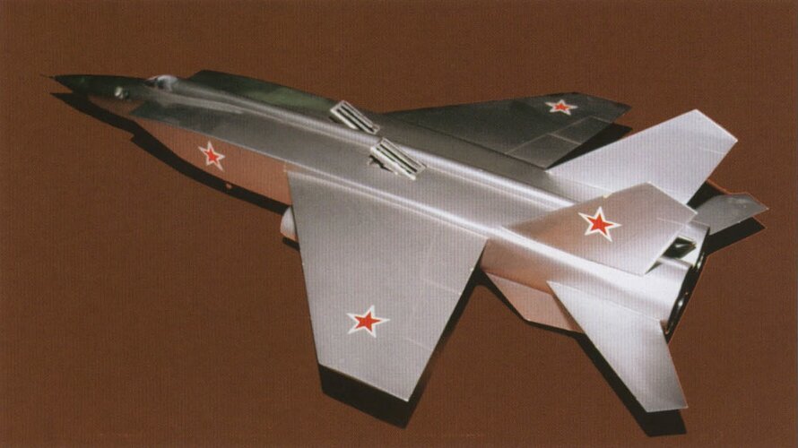 MiG-25 STOL 02.jpg