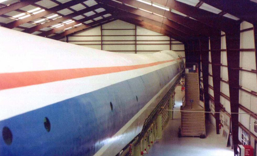 2707 fuselage.jpg