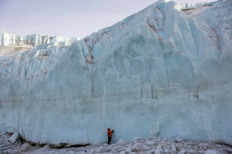 la-banquisa-antartica-en-dificultad-tras-historico-deshielo-817html-antartidajpg-1446html-46ab...jpg