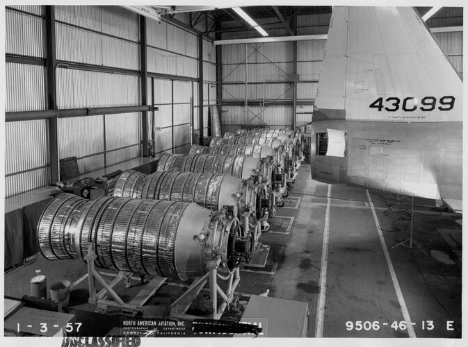 109. G-26 Engines.jpg