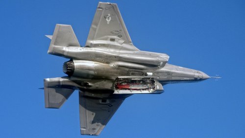 F-35-commence-weapons-testing.jpg
